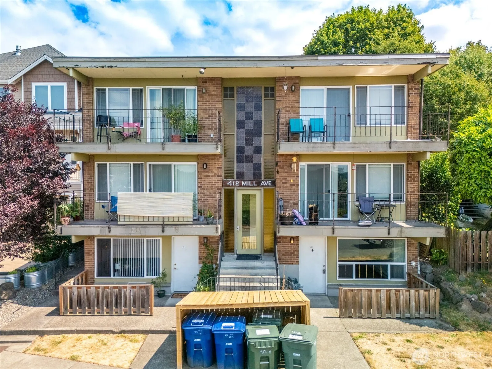 Property photo for 412 Mill Avenue S, Renton photo 2