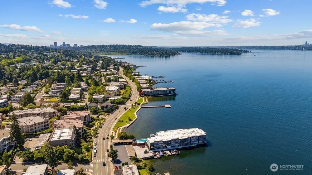 Property photo for 515 Lake Street S #205, Kirkland photo 2
