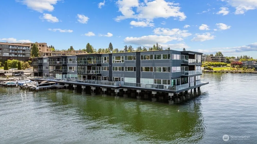 Property photo for 515 Lake Street S #205, Kirkland