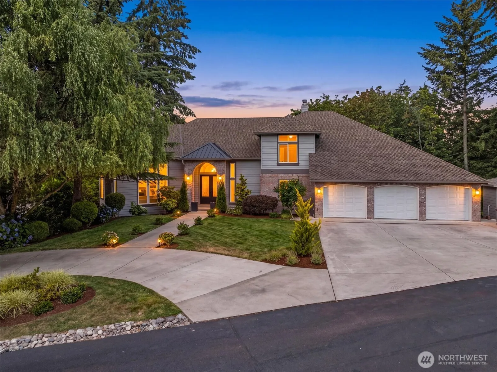 Property photo for 17410 102nd Avenue Ne, Bothell