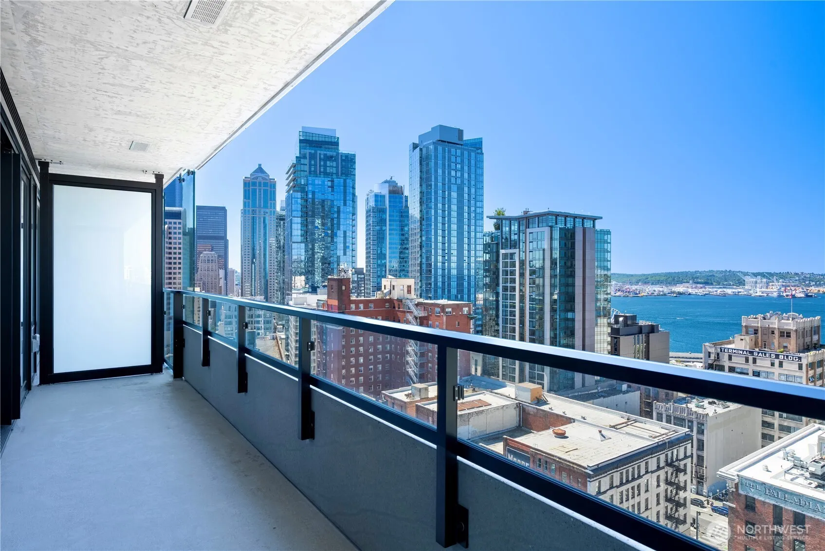Property photo for 300 Virginia St #1911, Seattle photo 5