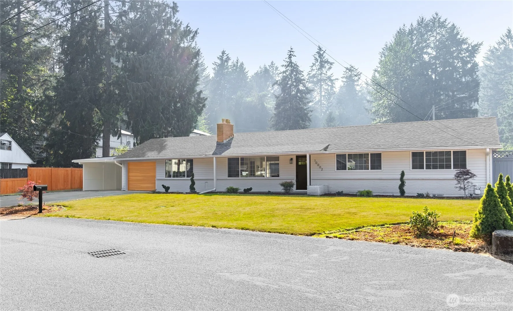 Property photo for 10002 Woodlawn Place Sw, Lakewood photo 3