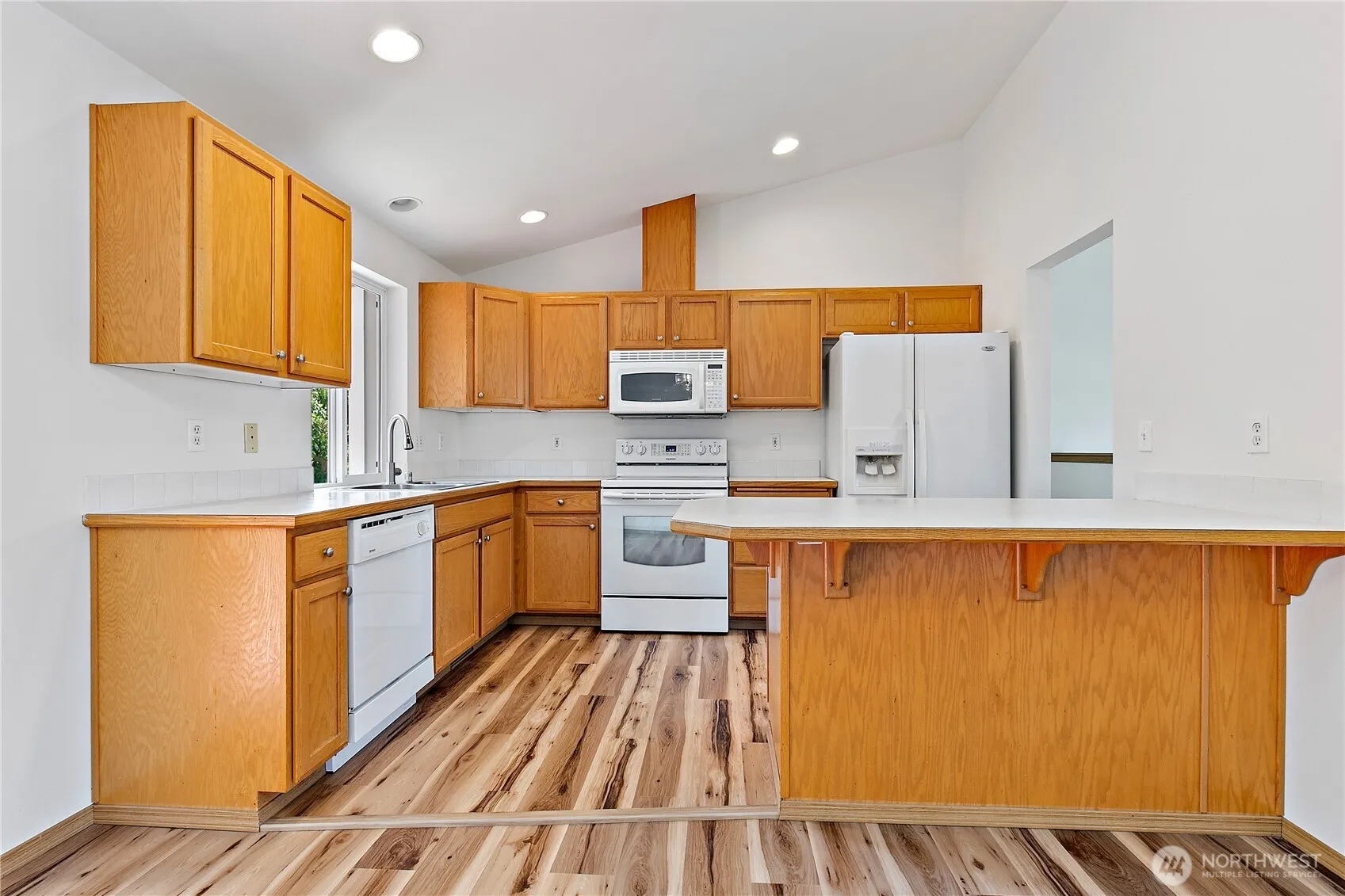 Property photo for 14921 93rd Avenue E, Puyallup photo 5