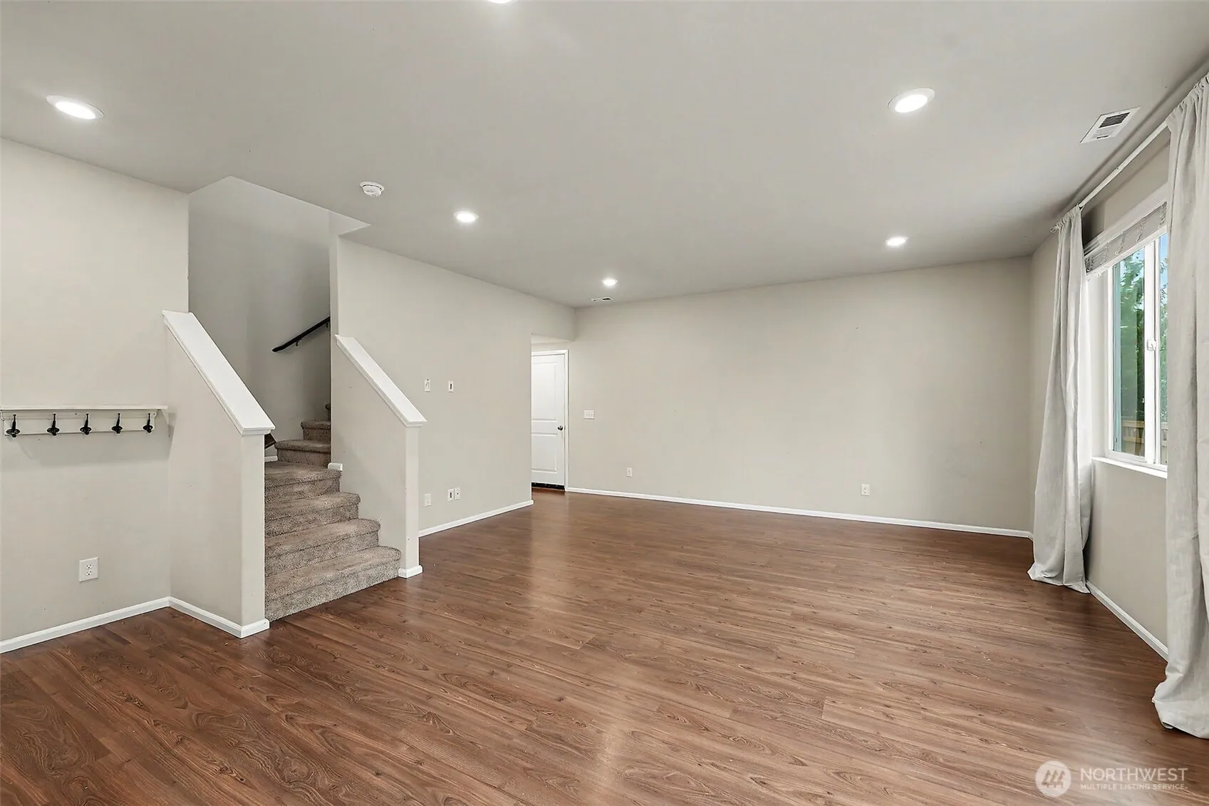 Property photo for 3446 Hera Street Ne, Lacey photo 3