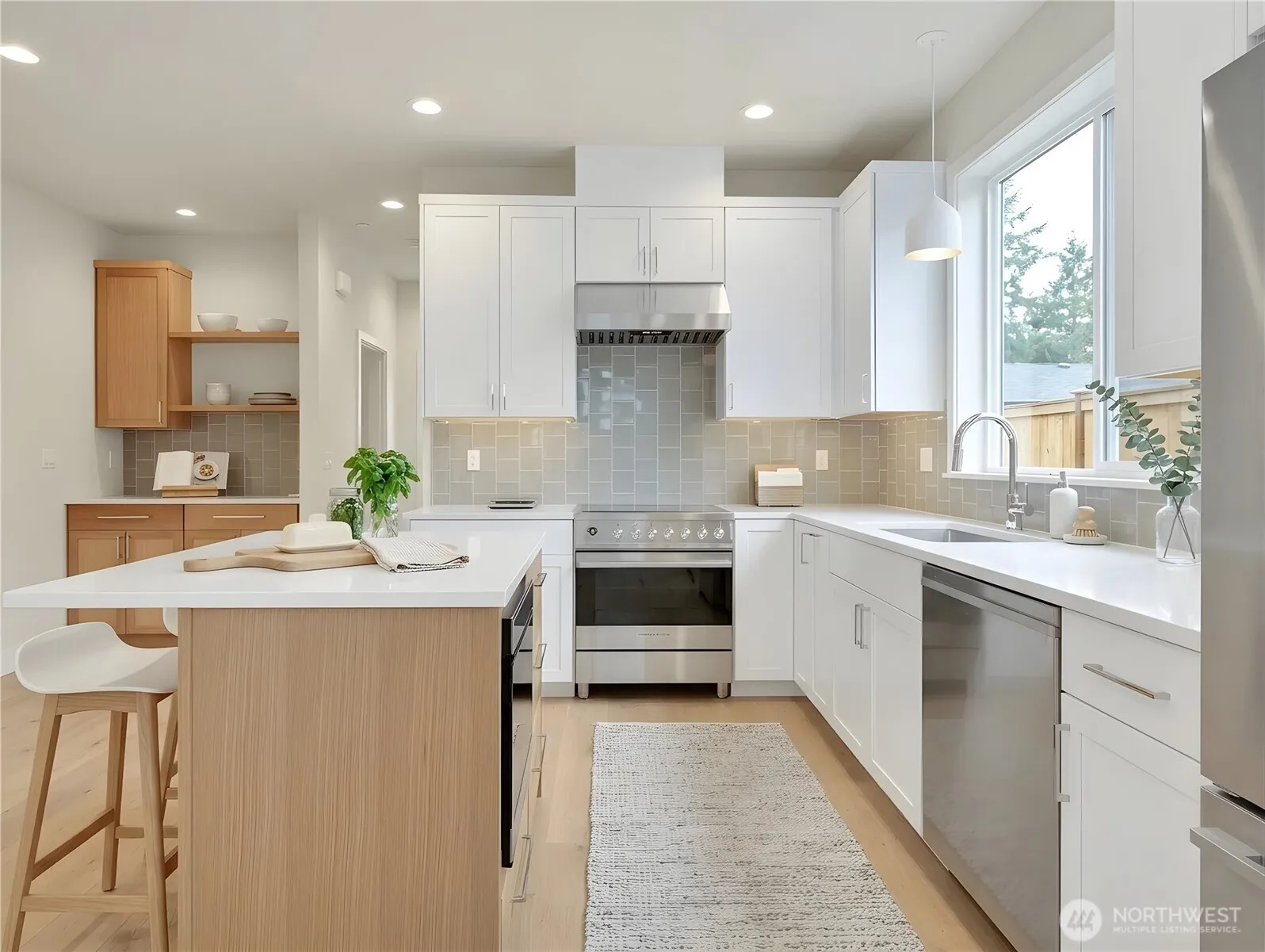 Property photo for 1413 A N 48th Street, Seattle photo 5