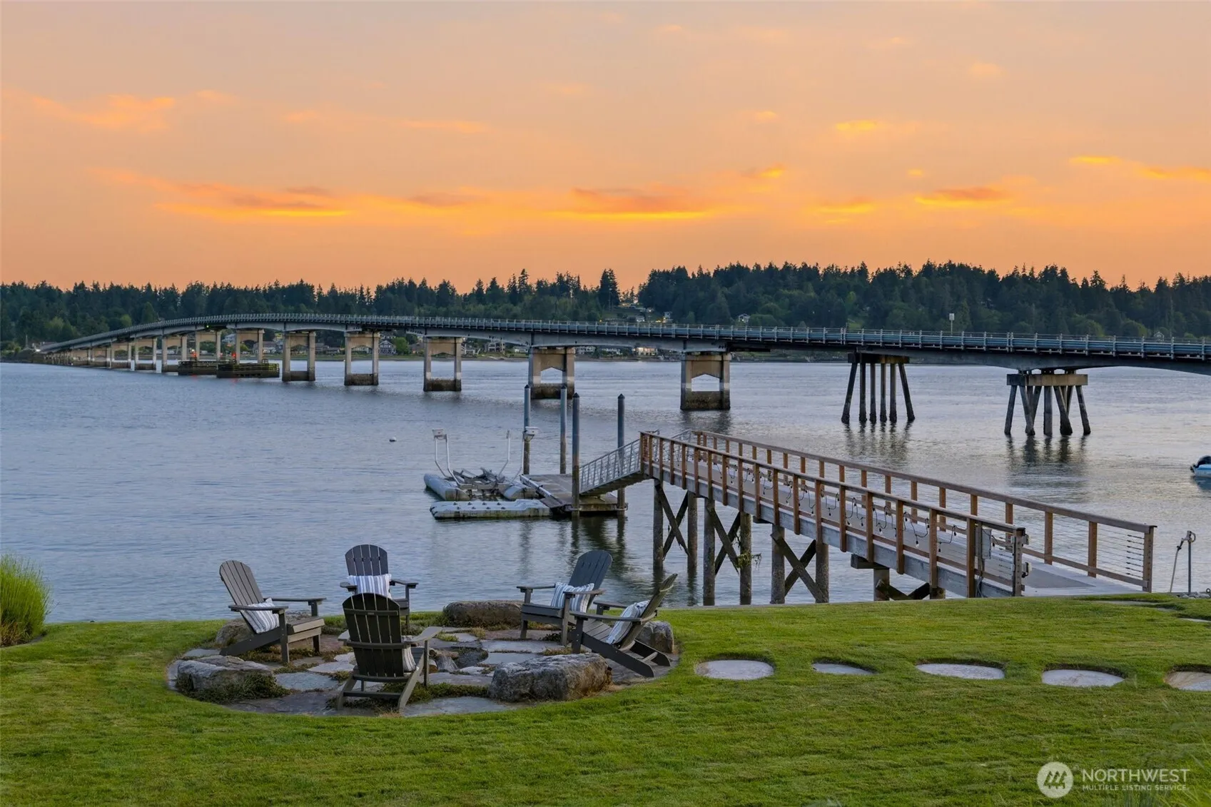Property photo for 8014 Warren Drive Nw, Gig Harbor photo 5