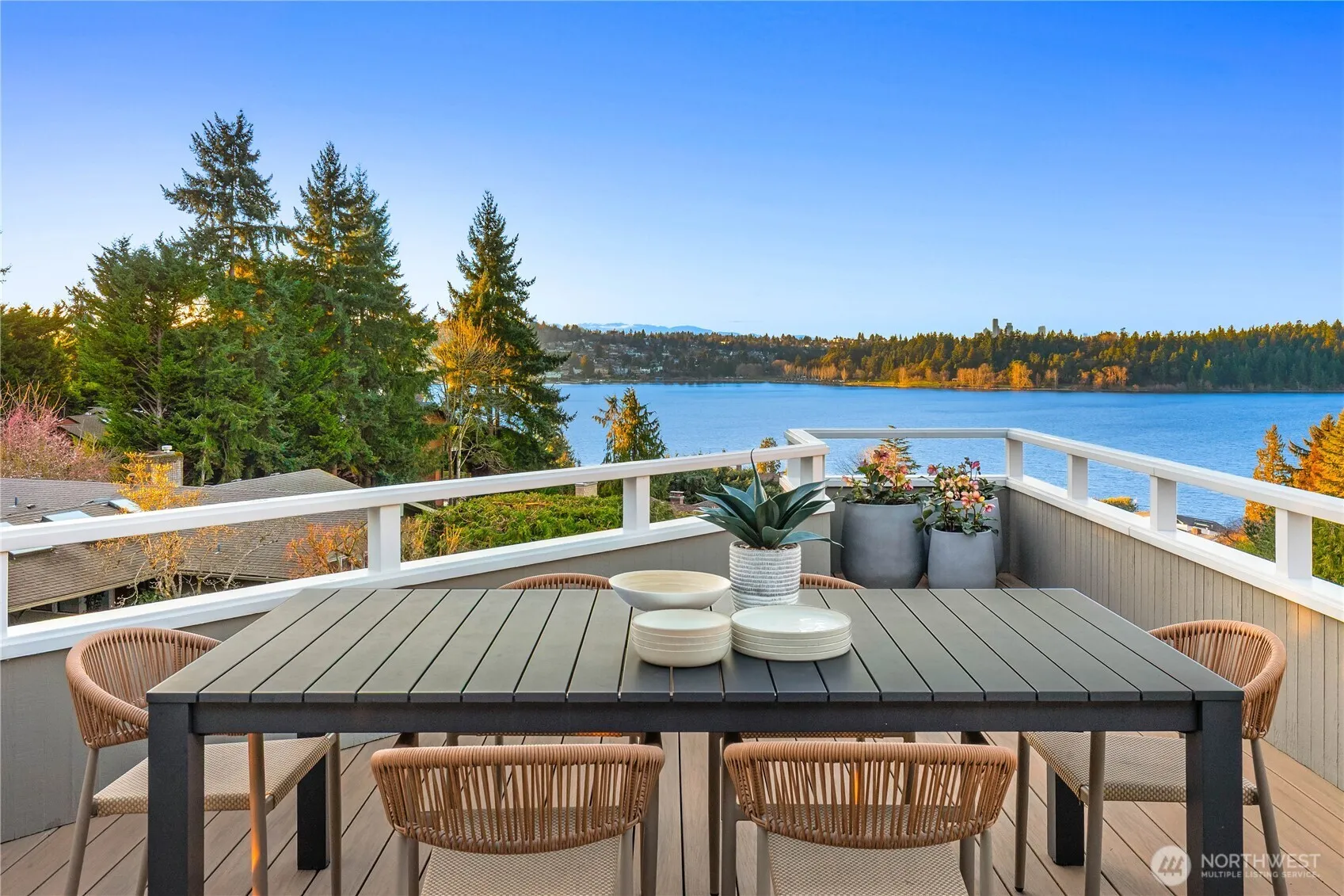 Property photo for 7580 Se 71st Street, Mercer Island photo 5