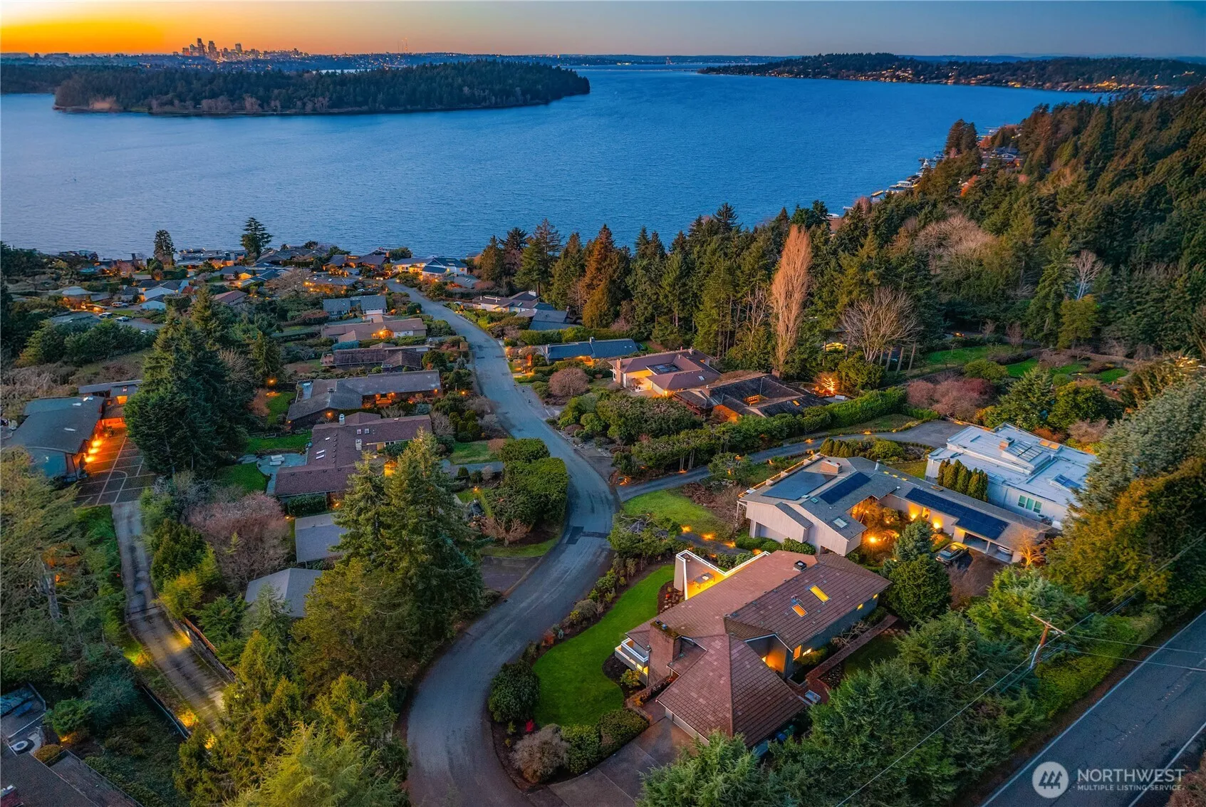Property photo for 7580 Se 71st Street, Mercer Island
