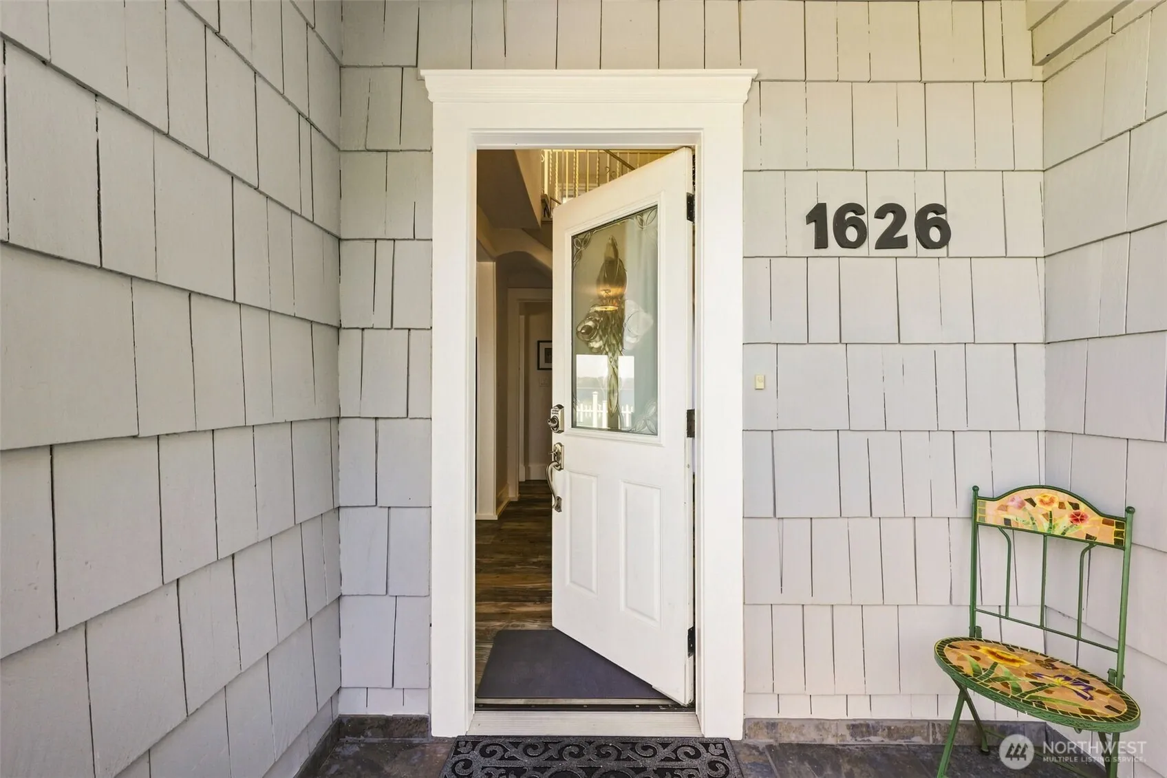 Property photo for 1626 Beach Drive Ne, Tacoma photo 5