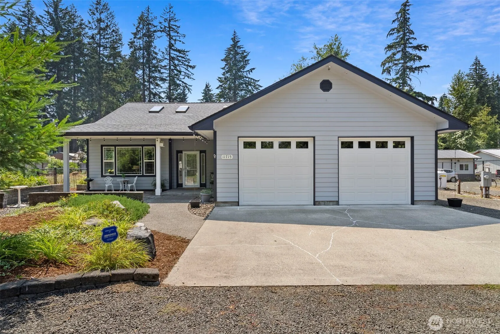 Property photo for 11715 Scott Creek Drive Sw, Olympia photo 2