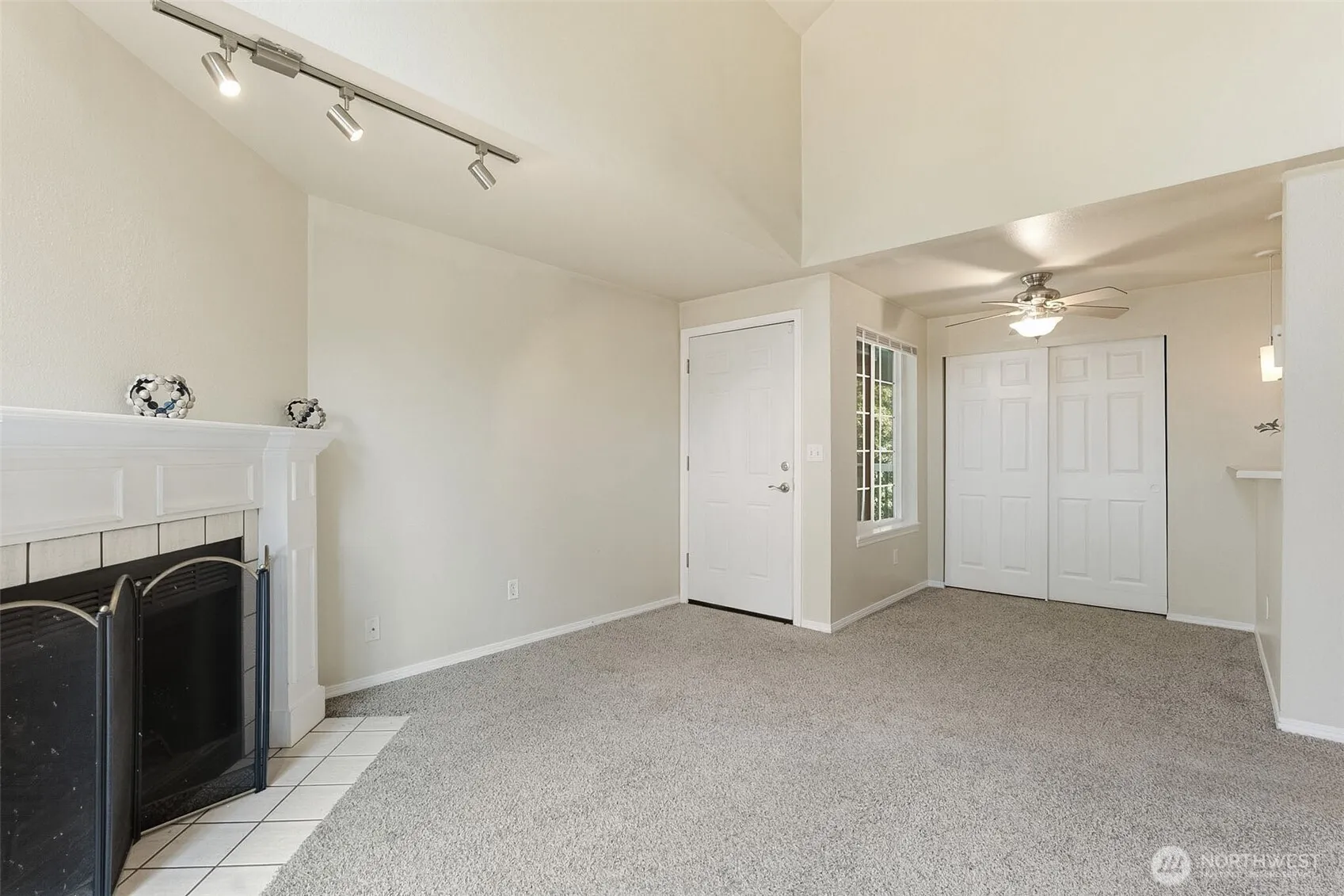 Property photo for 22700 30th Avenue S #a306, Des Moines photo 2