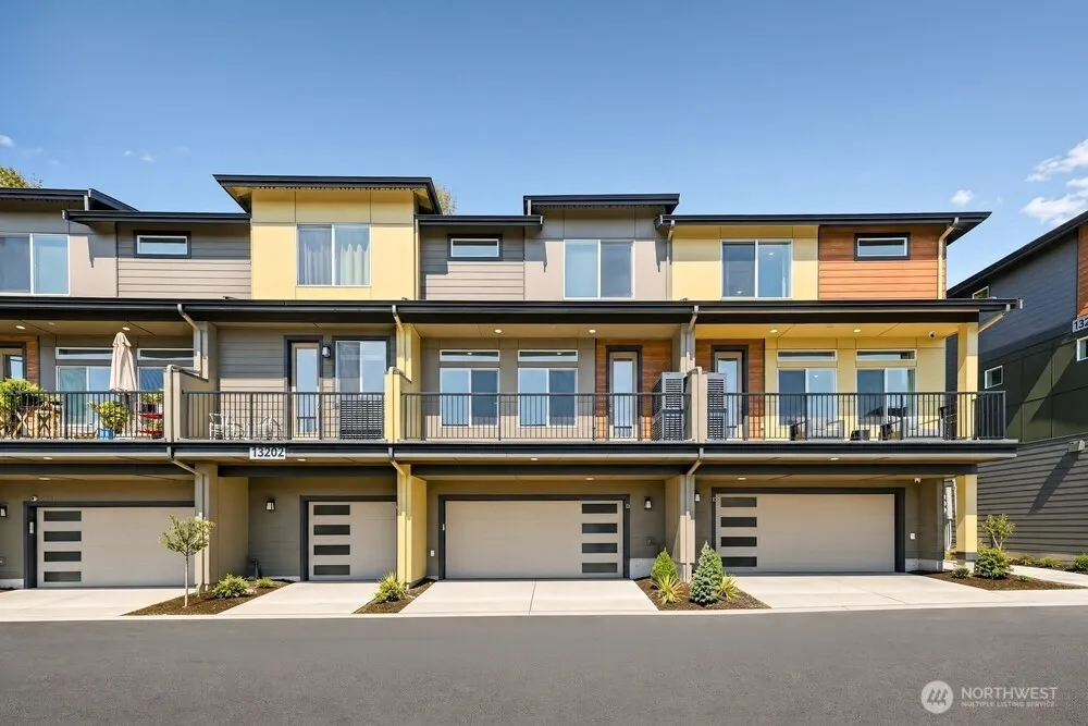 Property photo for 13202 Ne 127th Court #d, Kirkland