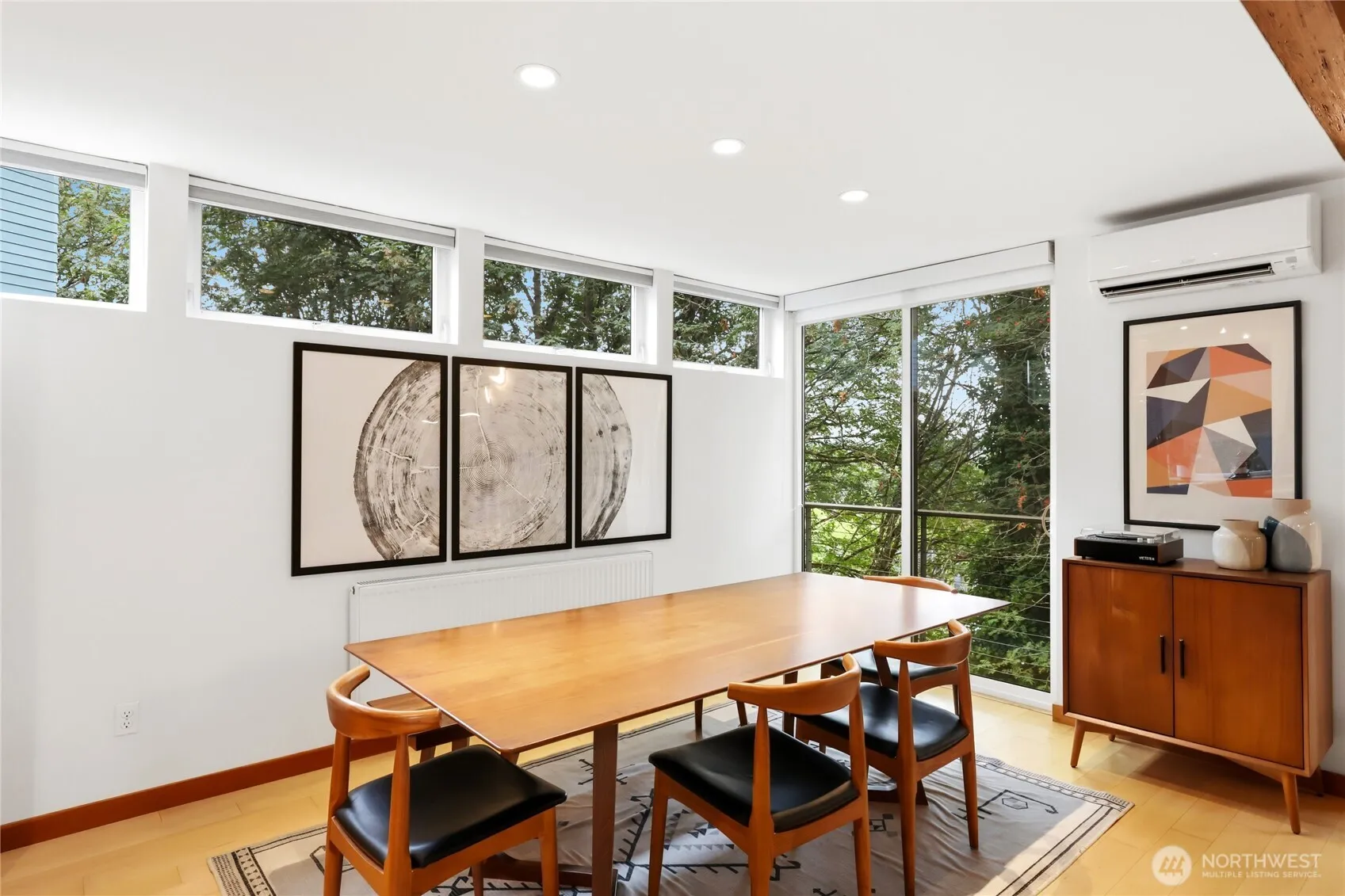 Property photo for 4328 S Bennett Street, Seattle photo 5