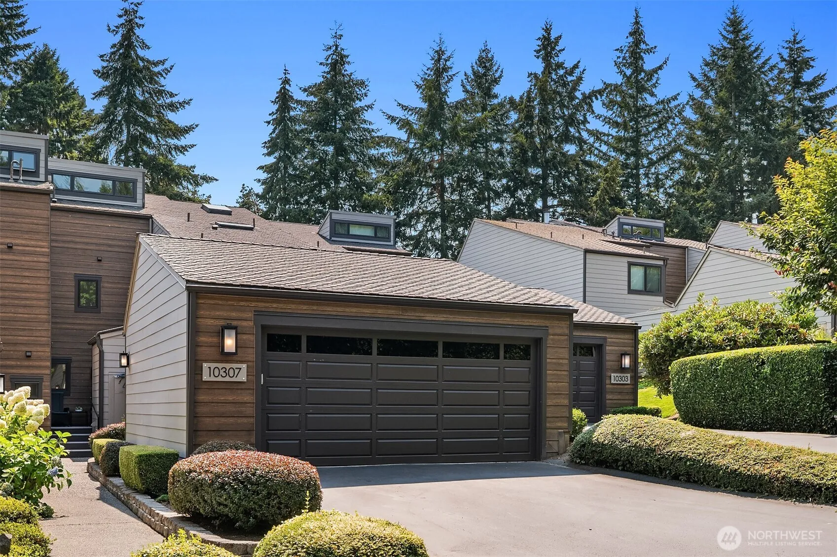 Property photo for 10307 Ne 19th Place #b3, Bellevue