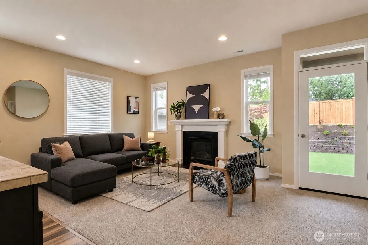 Property photo for 11244 Borgen Loop, Gig Harbor photo 2