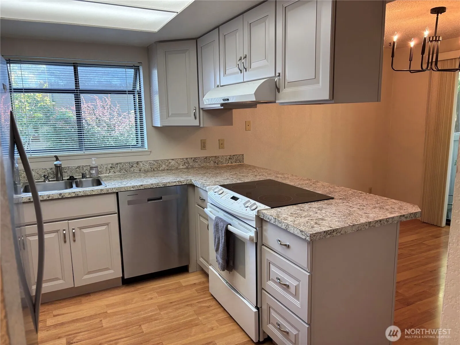 Property photo for 19219 40th Avenue W #h-1, Lynnwood photo 5
