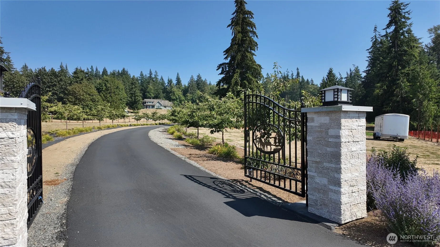Property photo for 21031 Frank Waters Road, Stanwood photo 2