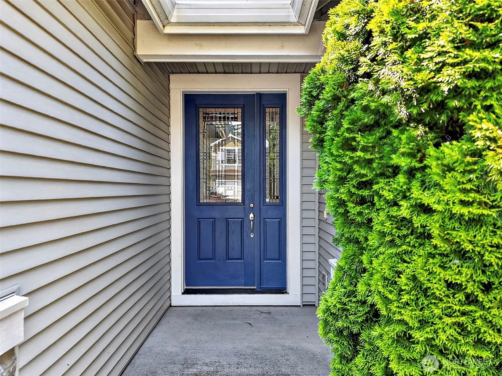 Property photo for 6733 Montevista Drive Se, Auburn photo 4