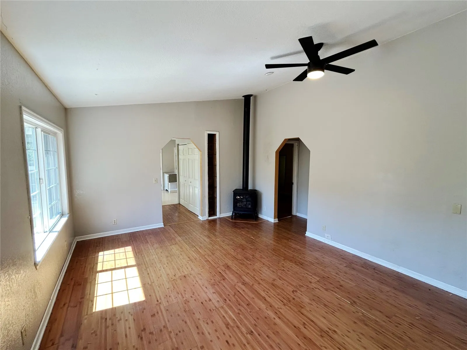 Property photo for 1203 Central Street Ne, Olympia photo 5