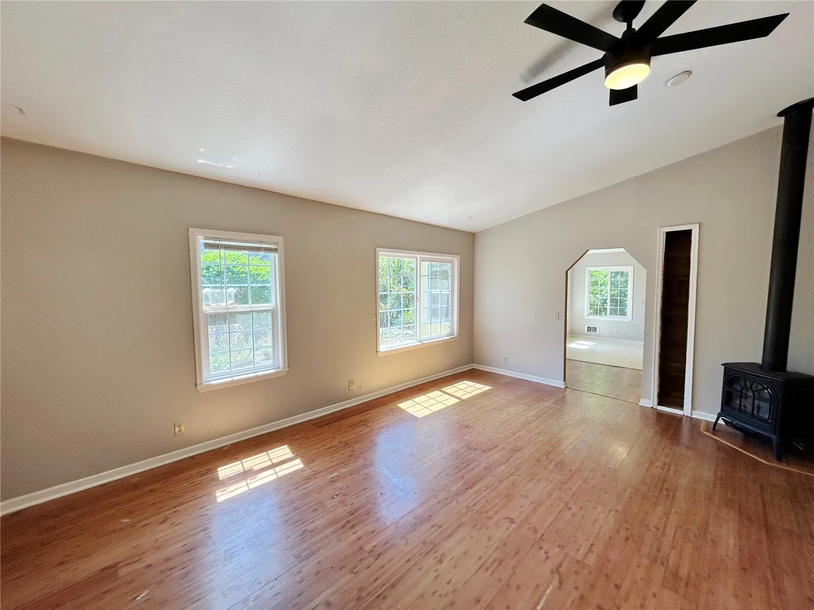 Property photo for 1203 Central Street Ne, Olympia photo 4