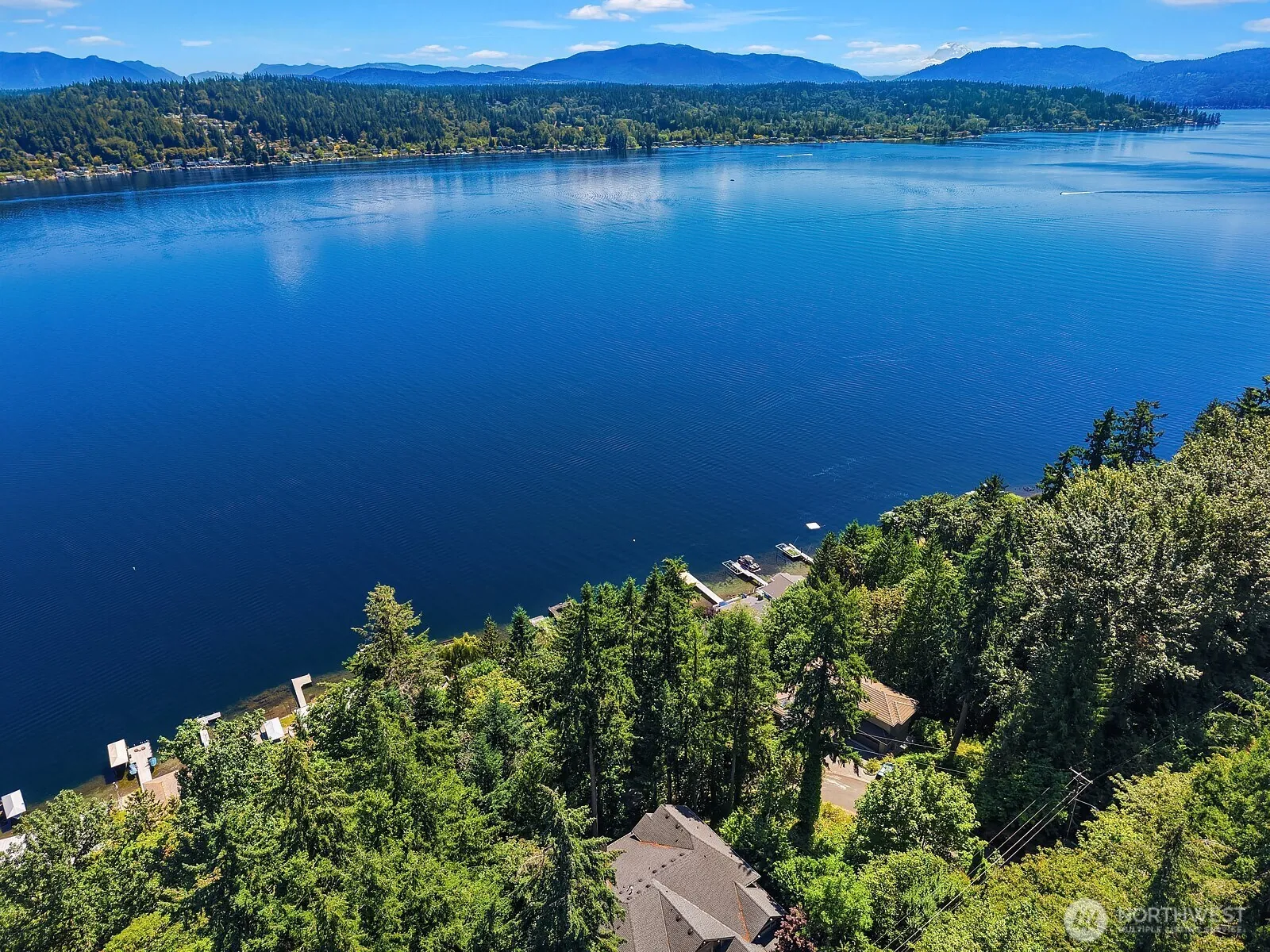 Property photo for 1464 W Lake Sammamish Parkway, Bellevue photo 2