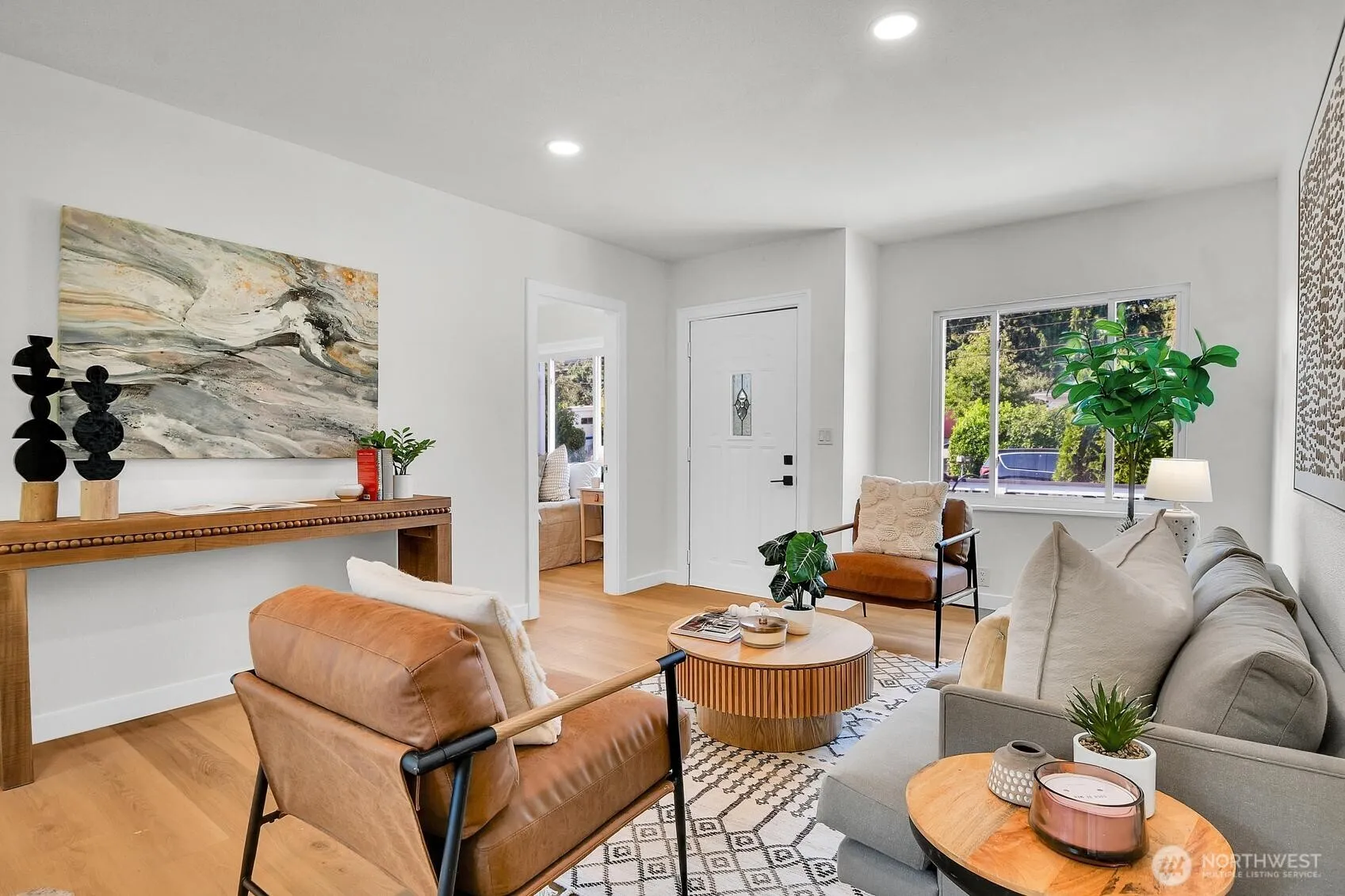 Property photo for 305 Nw 7th Street, Renton photo 4
