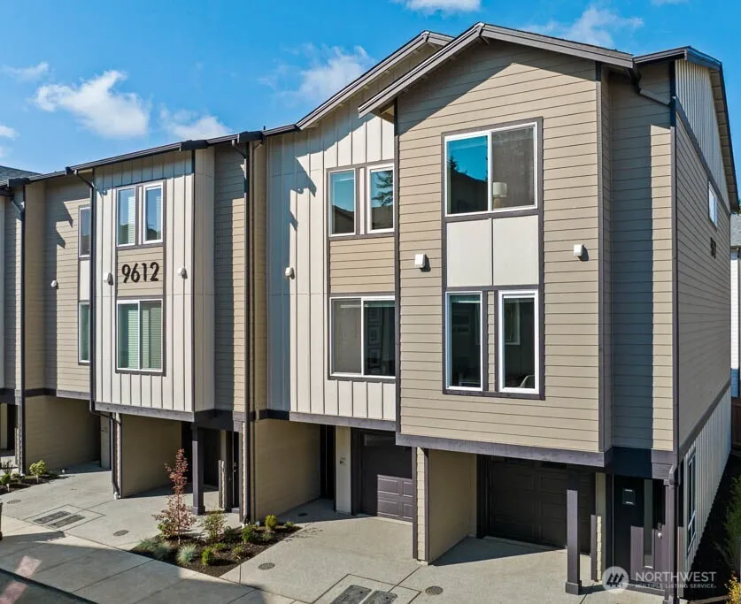 Property photo for 16830 20th Avenue W #f5, Lynnwood