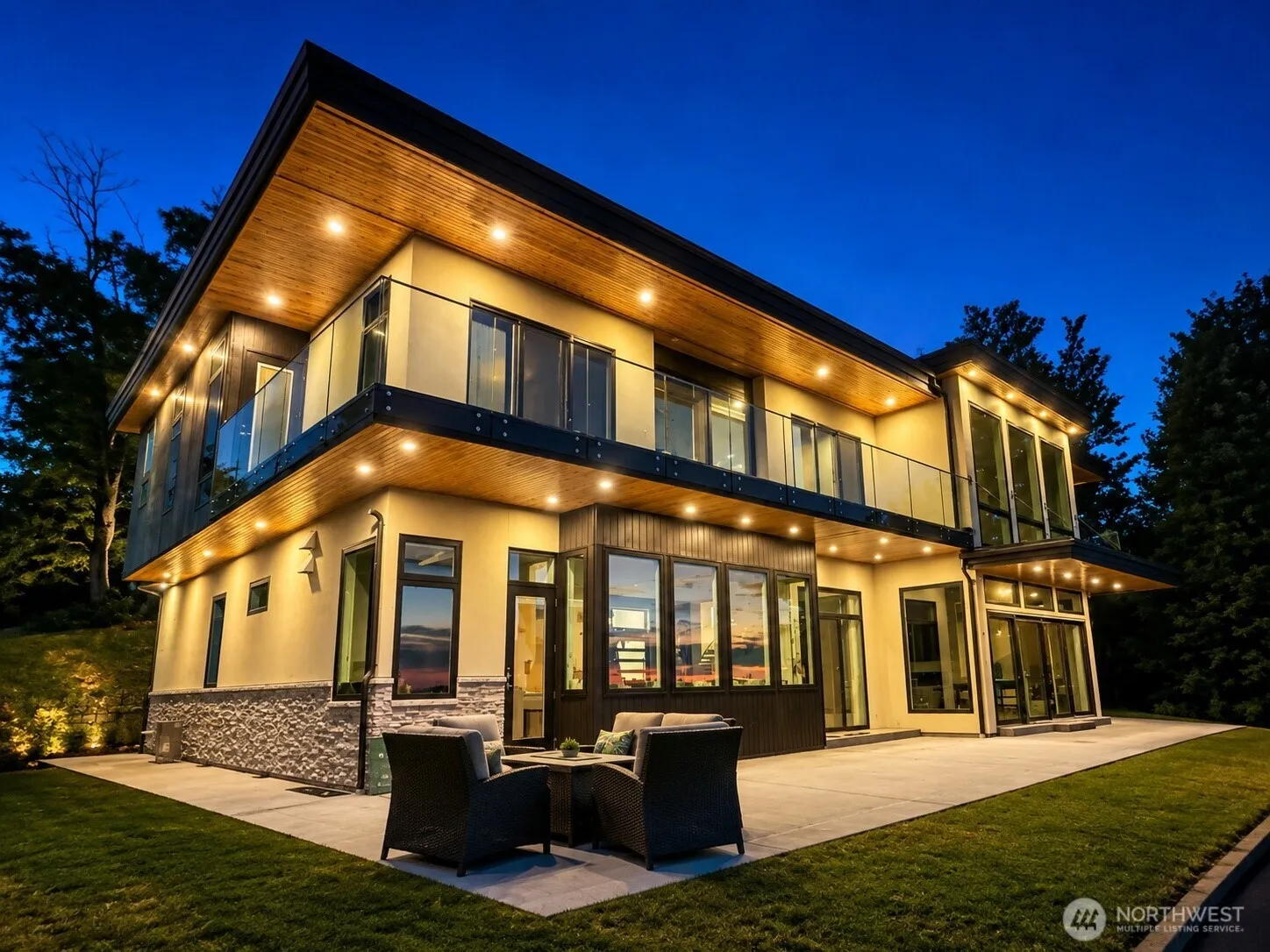 Property photo for 505 Majestic View Court, Mukilteo photo 3