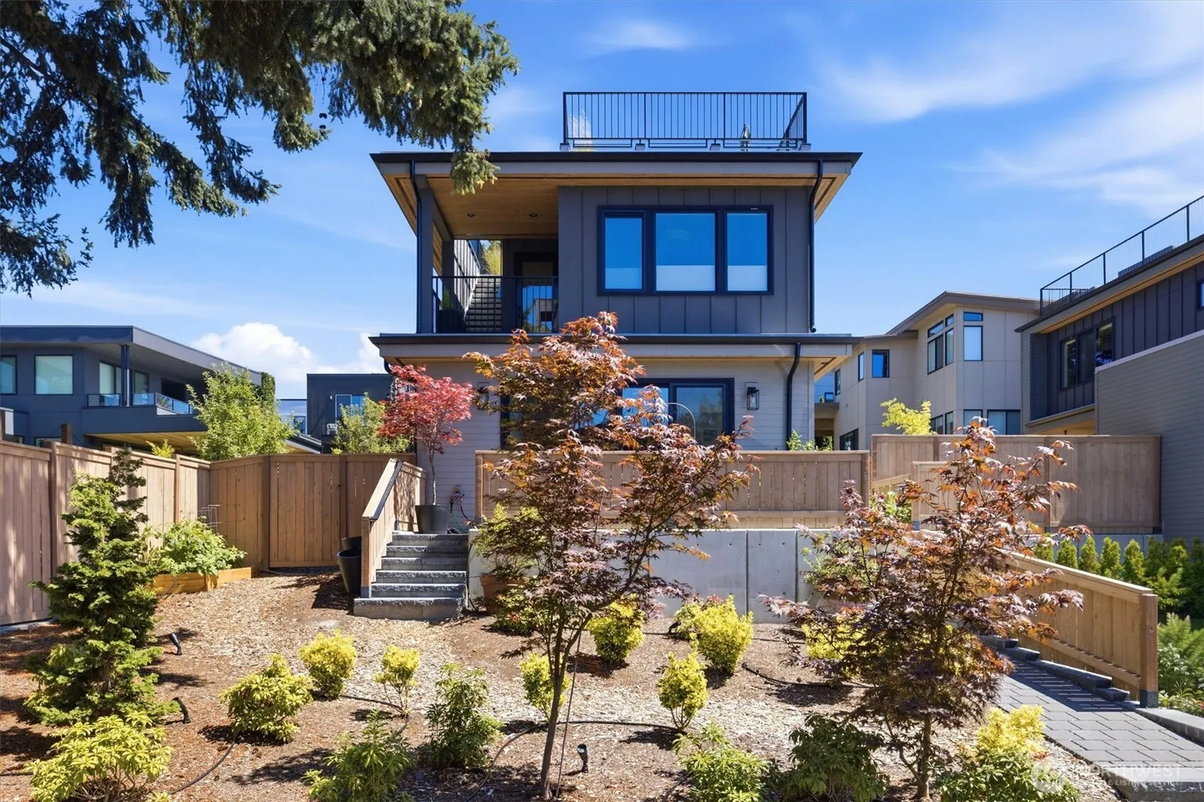 Property photo for 120 15th Avenue, Kirkland photo 2