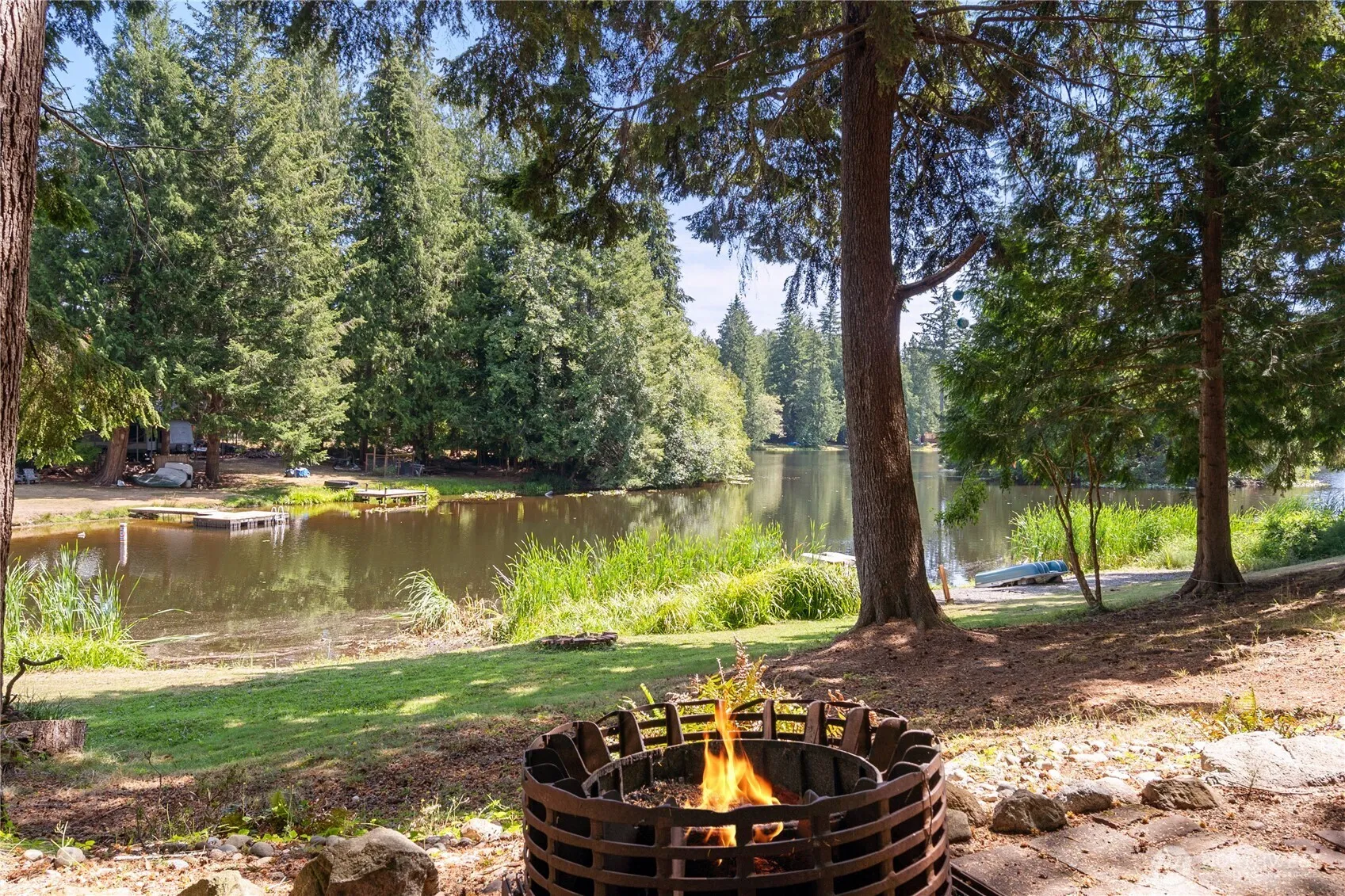 Property photo for 550 E Lakeshore Drive W, Shelton photo 4
