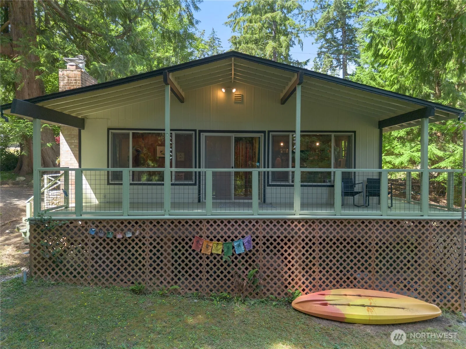Property photo for 550 E Lakeshore Drive W, Shelton photo 3