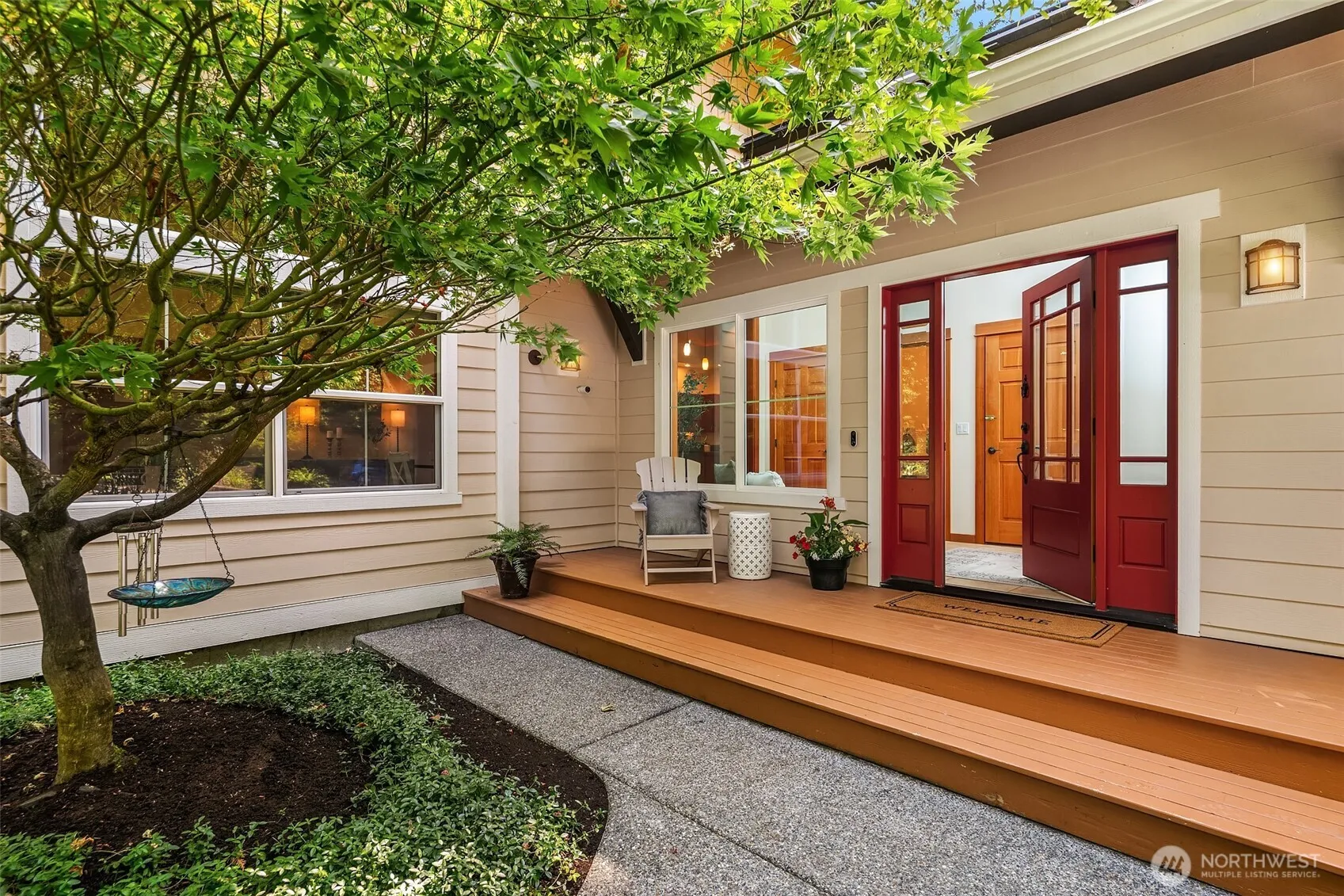 Property photo for 14744 Sivertson Road Ne, Bainbridge Island photo 2