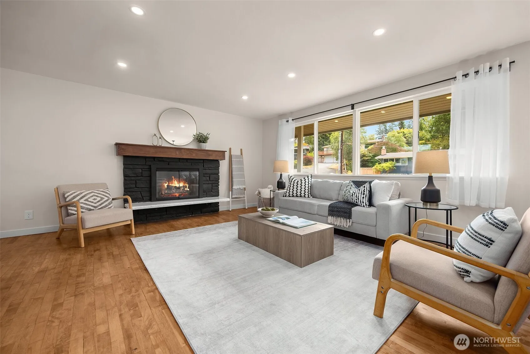 Property photo for 661 Birch Street, Edmonds photo 5