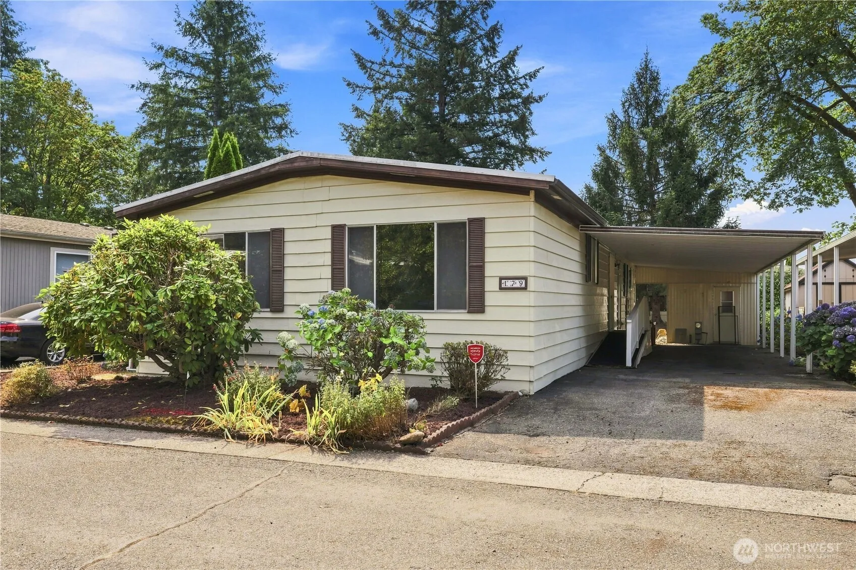 Property photo for 18425 Ne 95th Street #179, Redmond