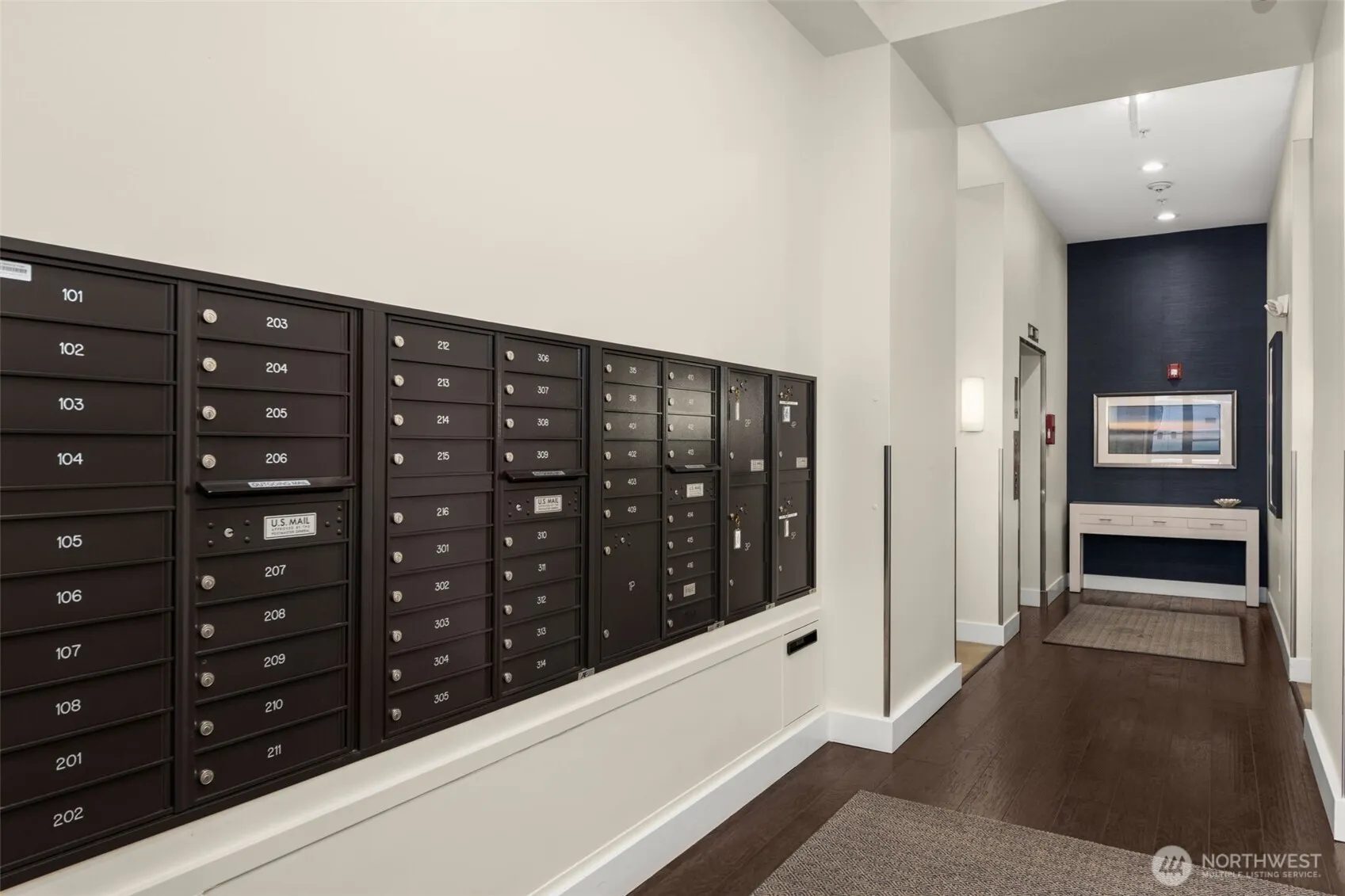 Property photo for 6801 Greenwood Avenue N #304, Seattle photo 3