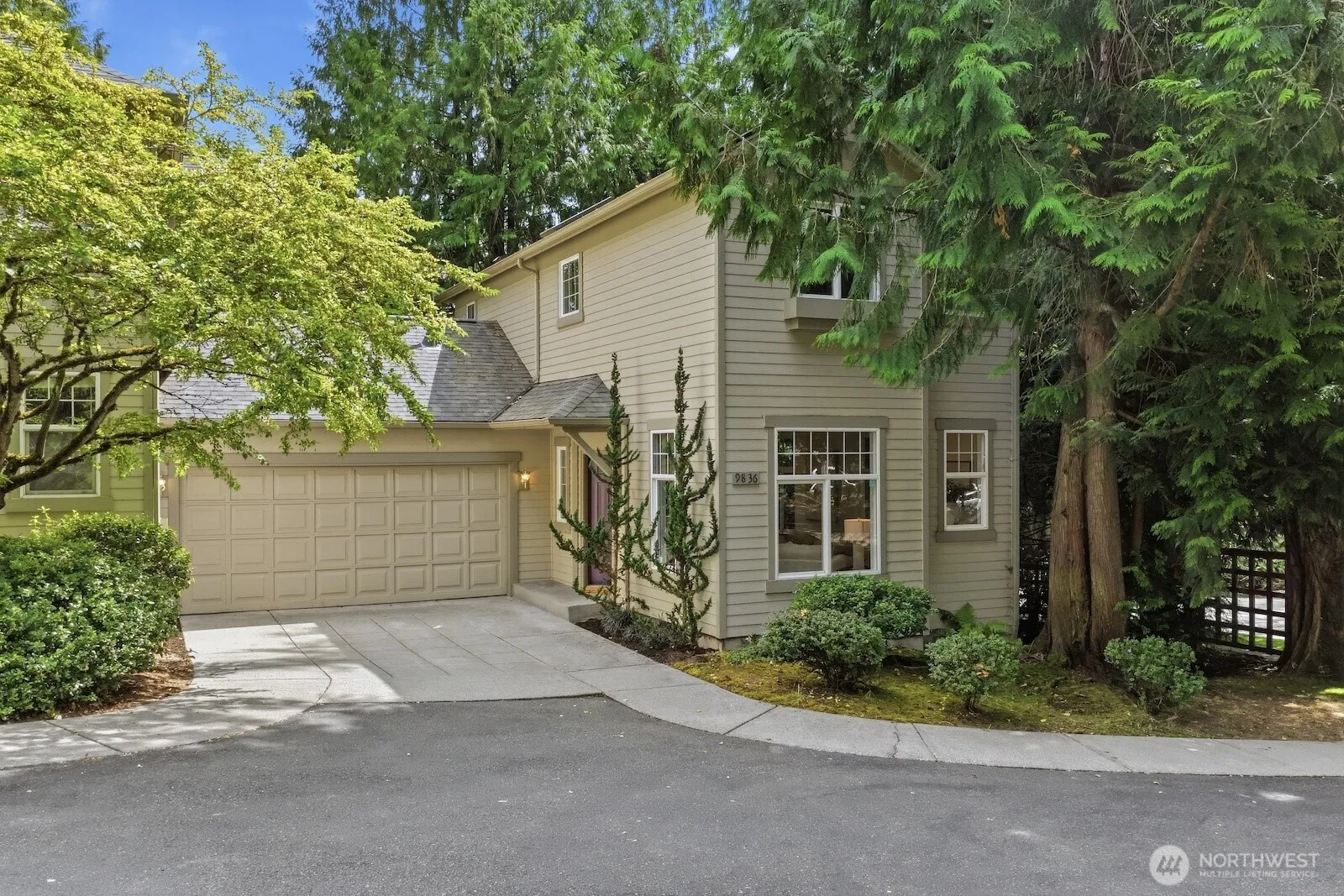 Property photo for 9836 Ne 130th Place, Kirkland