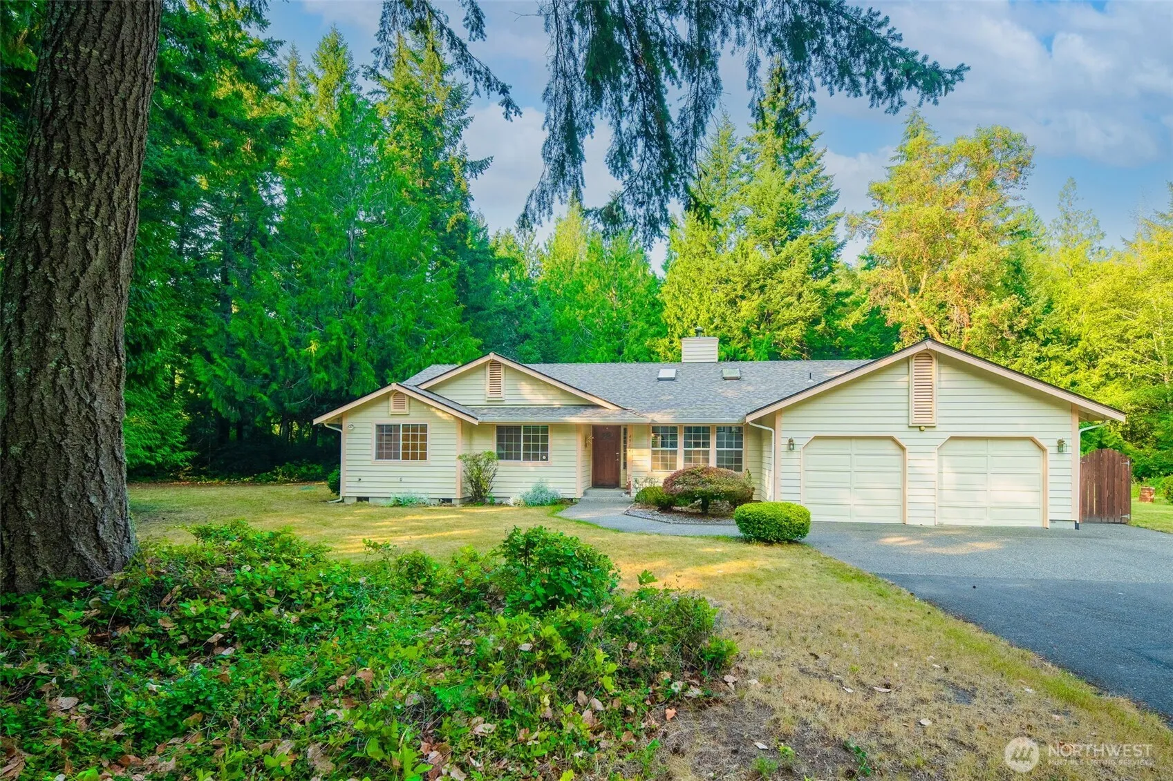 Property photo for 4914 Grand Fir Nw, Olympia