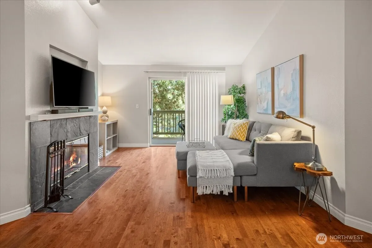 Property photo for 7711 Ne 175th Street #a305, Kenmore photo 5
