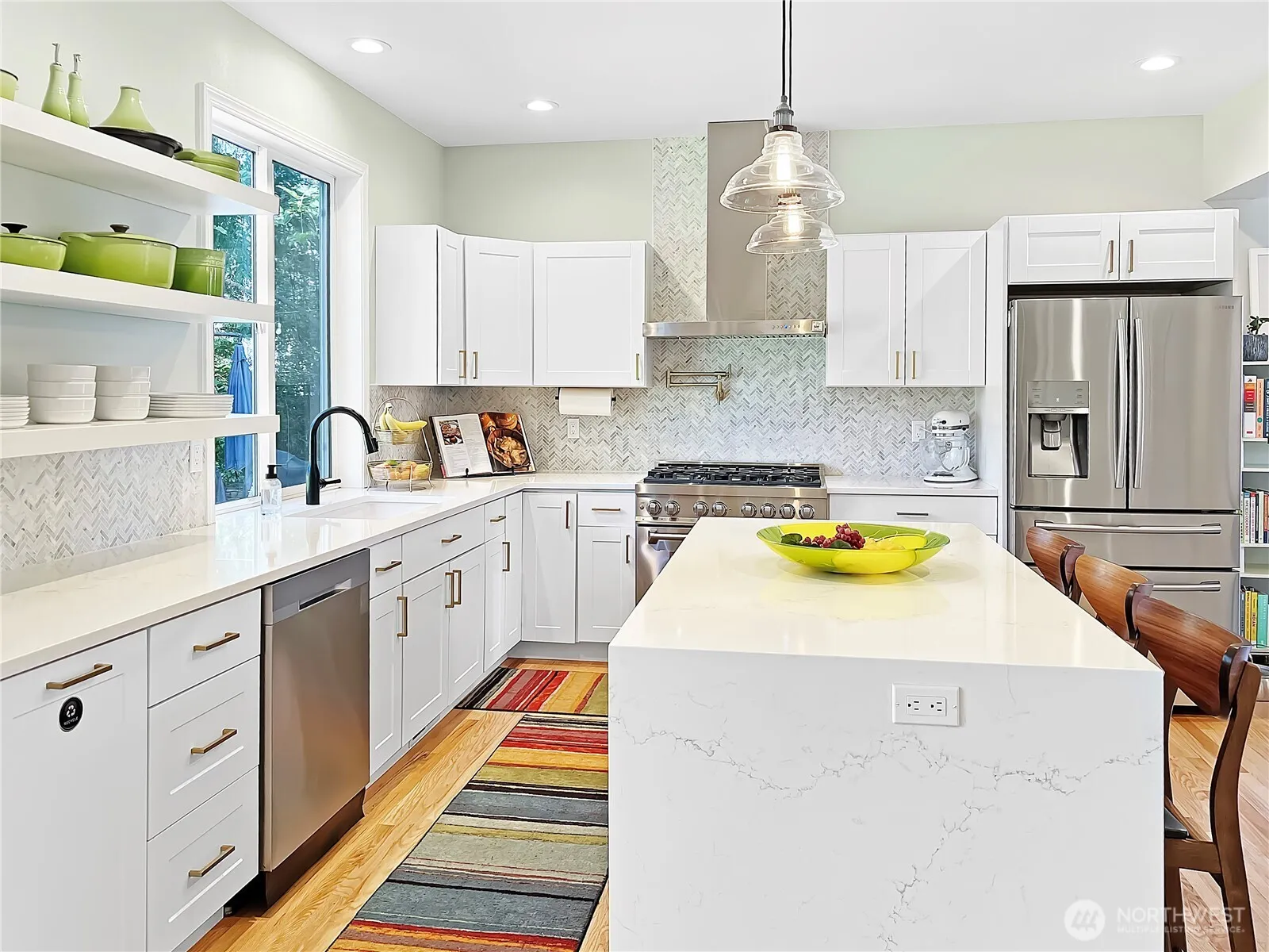 Property photo for 8700 Rosario Place Ne, Bainbridge Island photo 3