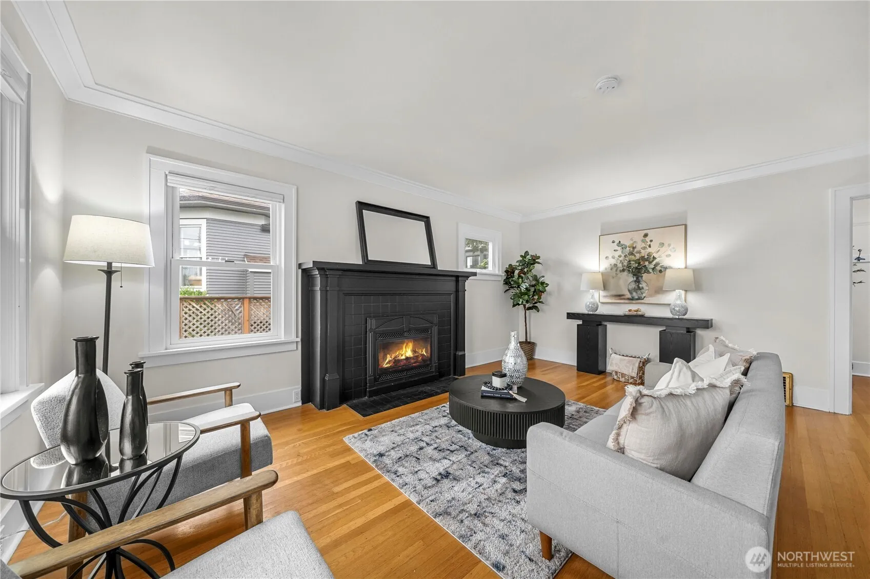 Property photo for 1509 4th Avenue W, Seattle photo 5