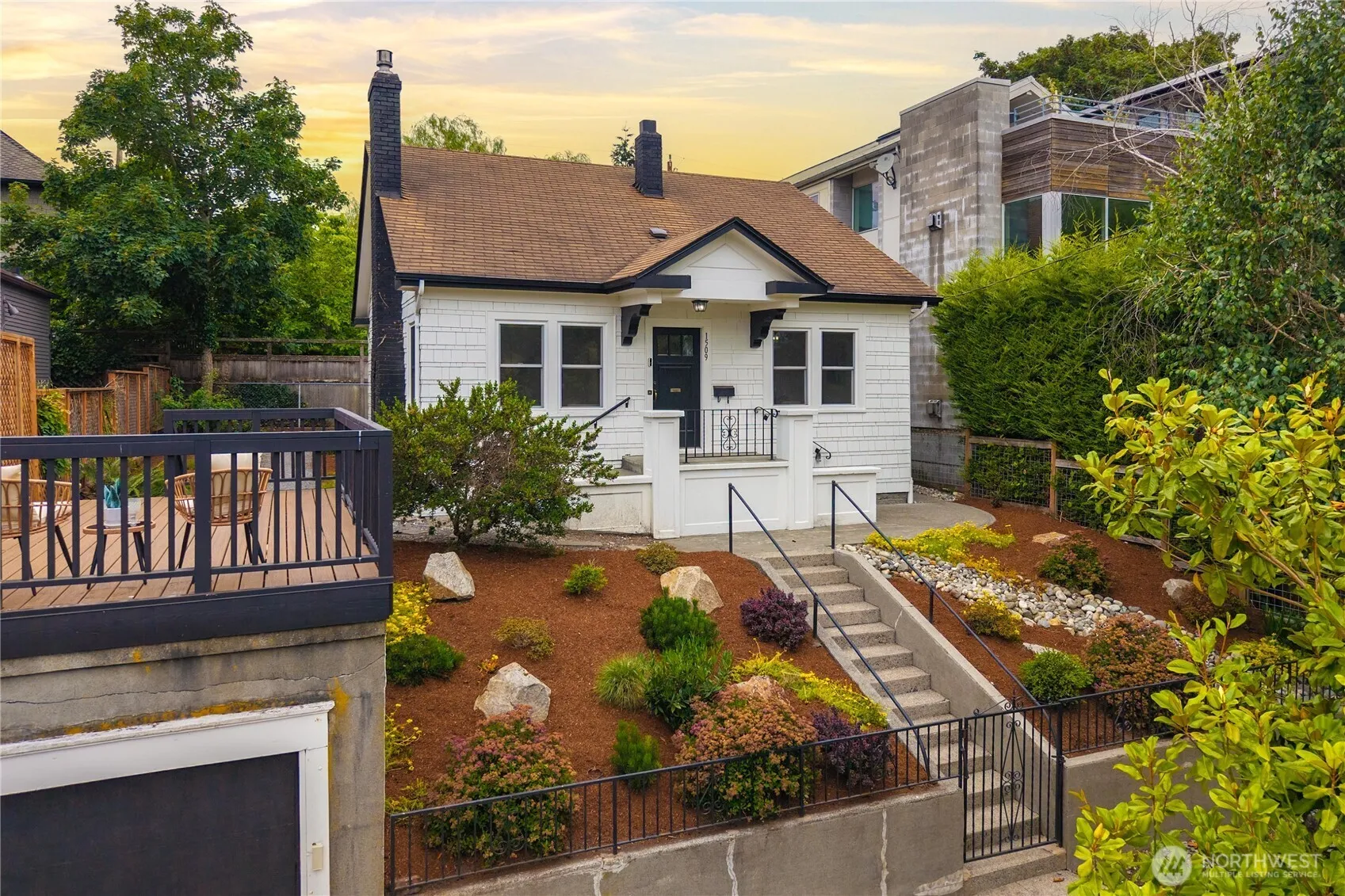 Property photo for 1509 4th Avenue W, Seattle