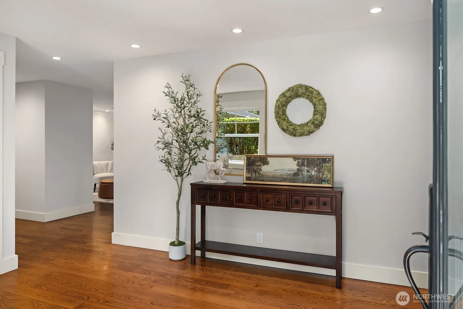 Property photo for 8534 Se 79th Place, Mercer Island photo 2
