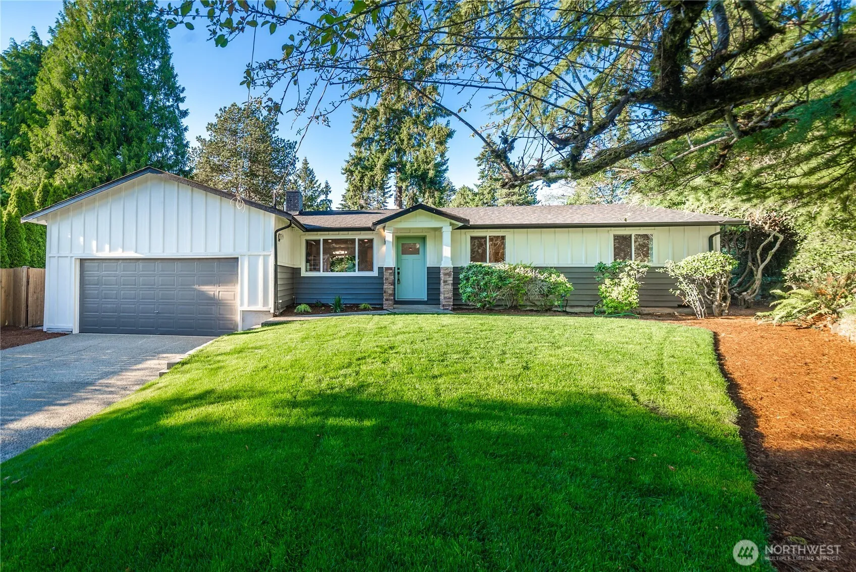 Property photo for 12116 Se 71st Street, Newcastle photo 2