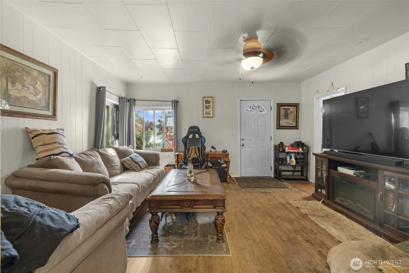 Property photo for 8643 Tacoma Avenue S, Tacoma photo 5
