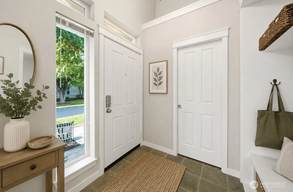 Property photo for 15637 Ne 92nd Way #b2101, Redmond photo 4