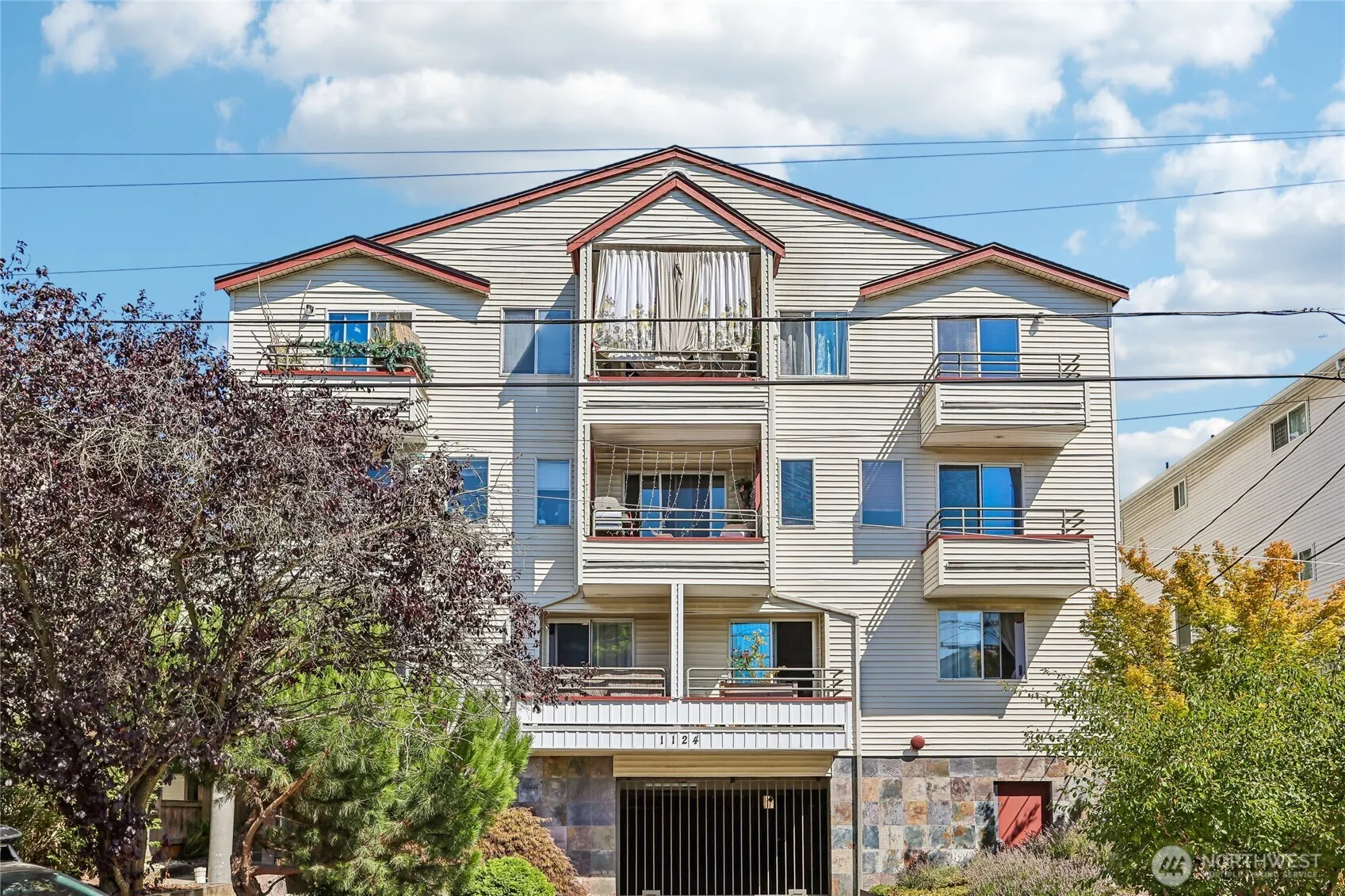 Property photo for 1124 N 92nd Street #104, Seattle photo 2