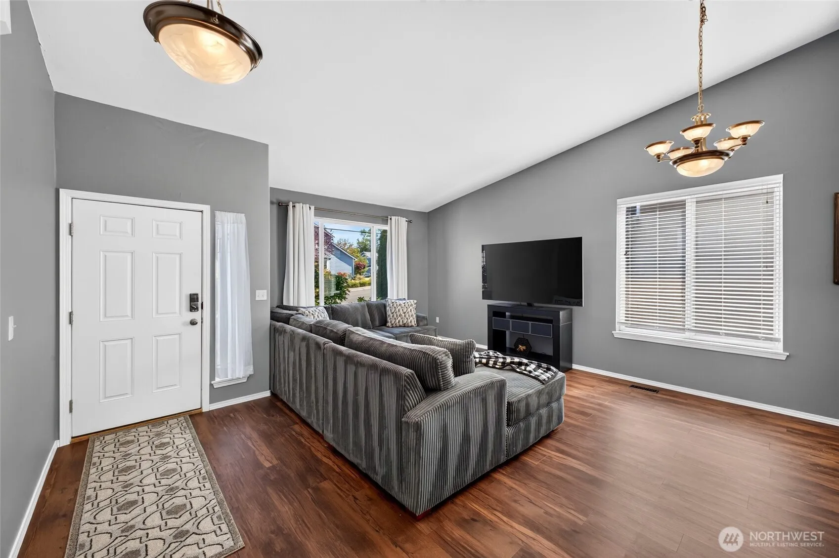Property photo for 21024 Springhaven Way E, Bonney Lake photo 3