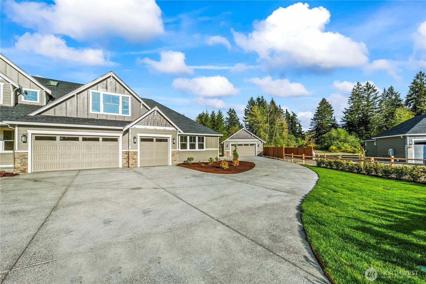 Property photo for 3729 101st Avenue Nw #3, Gig Harbor photo 4
