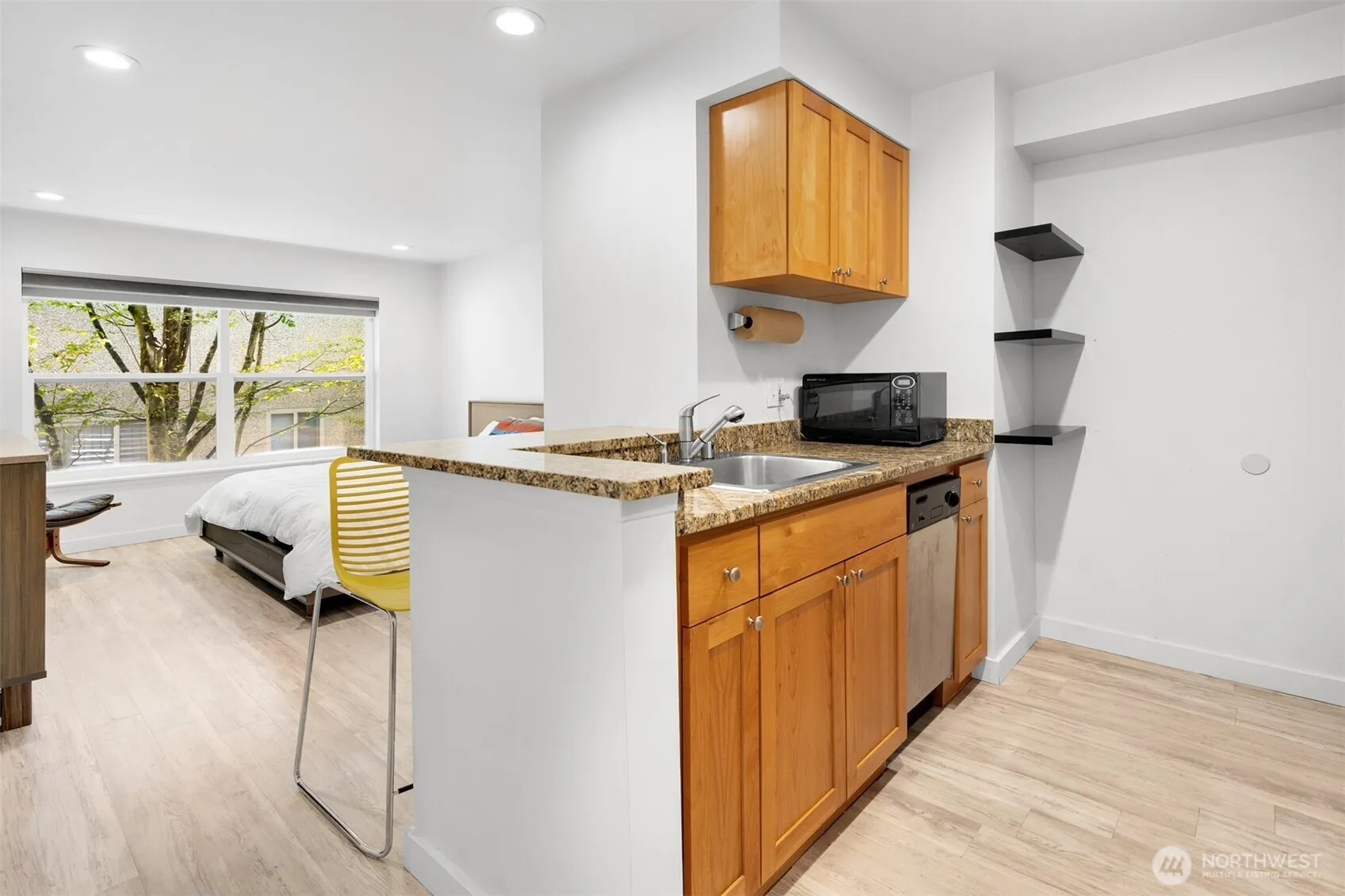 Property photo for 7600 Greenwood Avenue N #209, Seattle photo 4