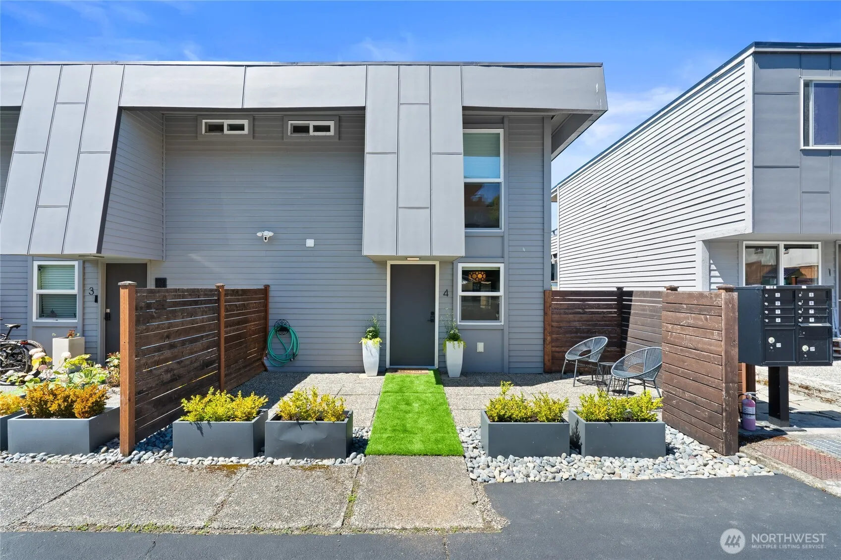 Property photo for 10112 Ne 68th Street Ne #4, Kirkland